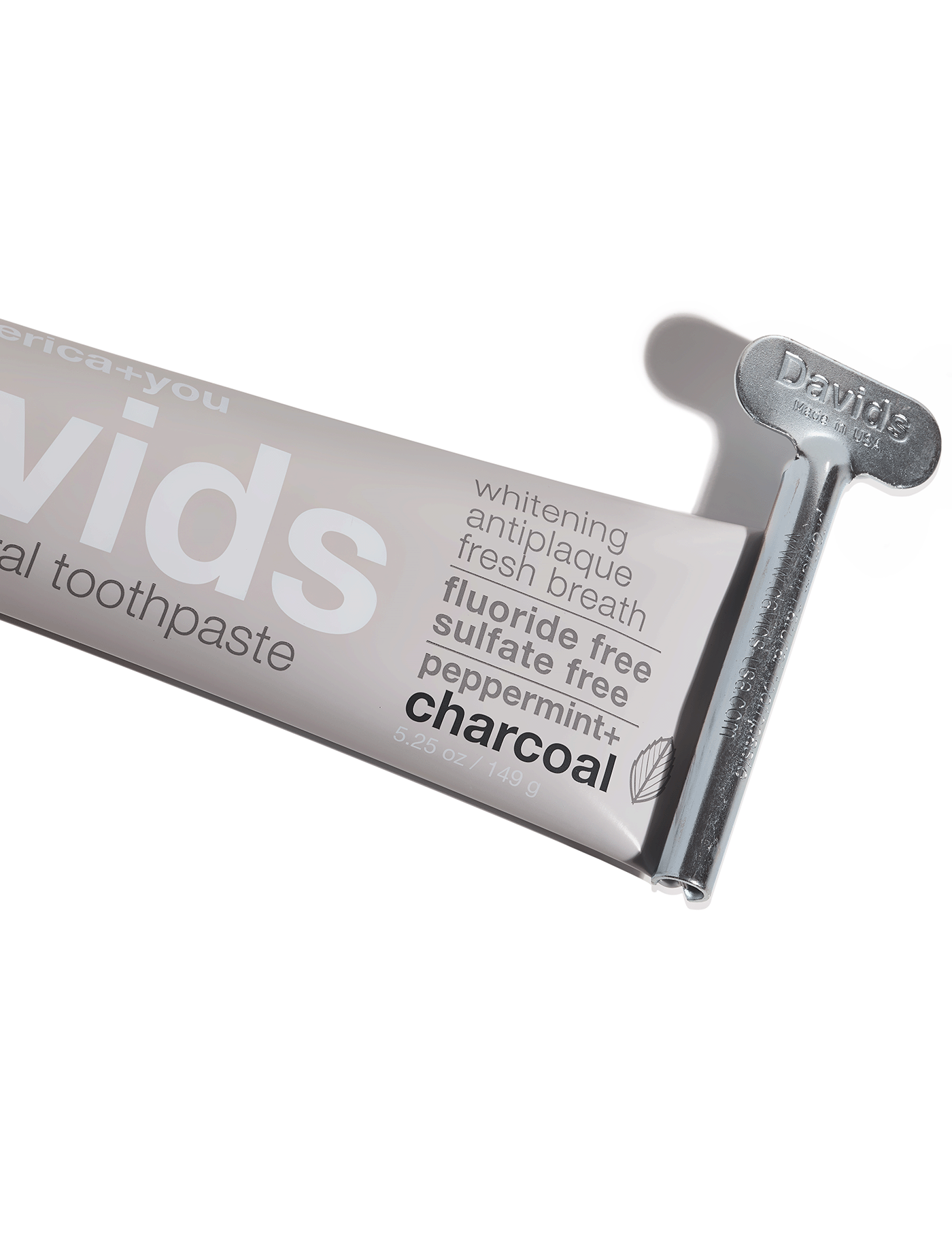 Davids premium toothpaste  /  charcoal+peppermint