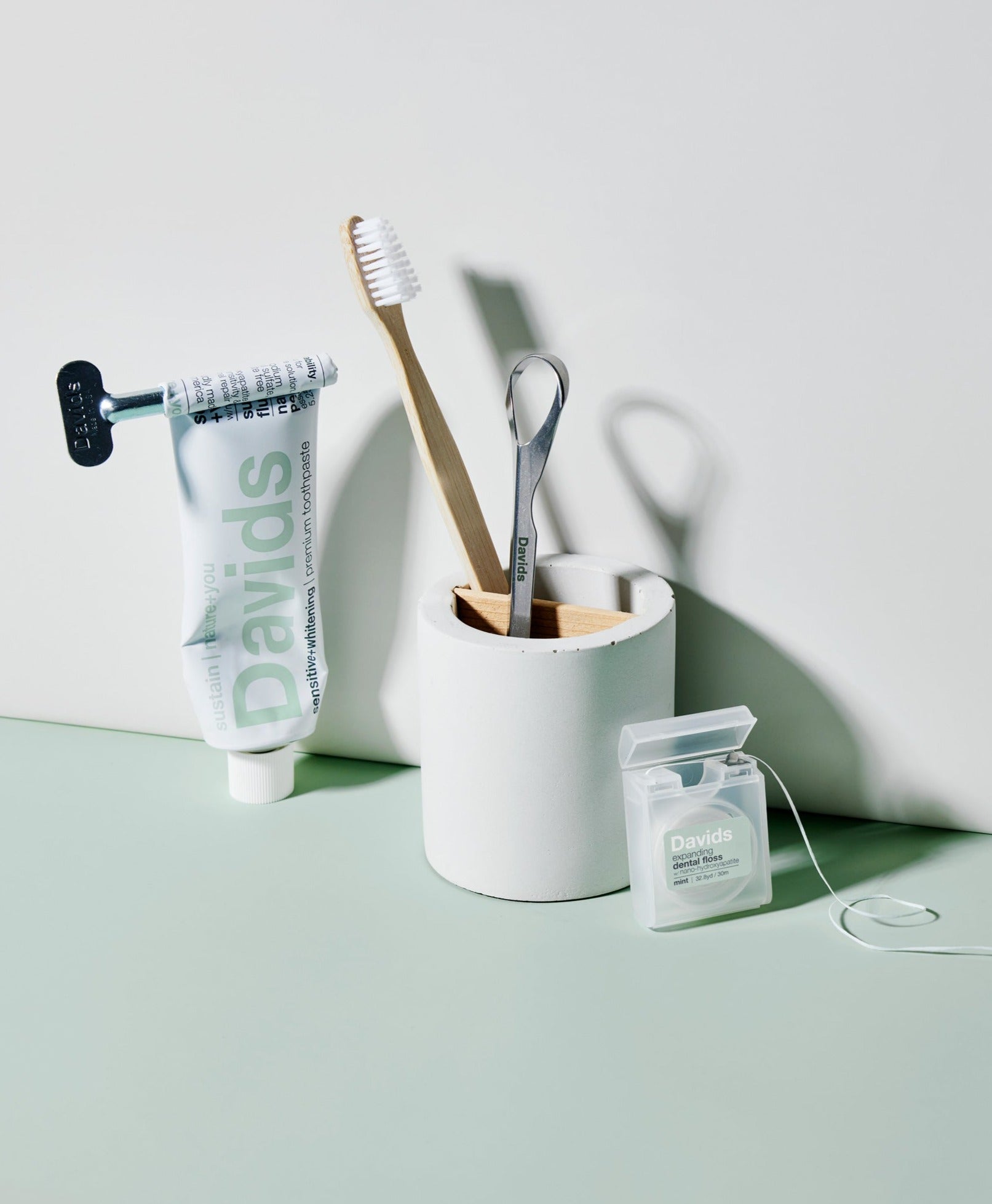 Davids Essentials Bundle /  nano-hydroxyapatite toothpaste + tongue scraper + toothbrush + floss